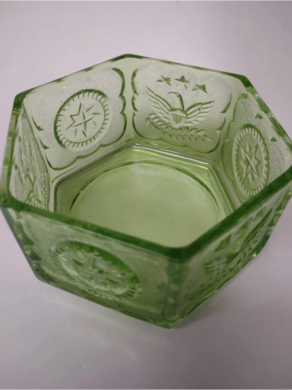 Vintage 1960s Indiana Glass Tiara Green Candy Dish Federal Eagle & Stars